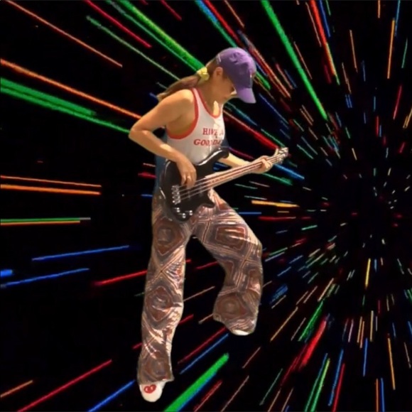 Meet your Posher, NK - Picture 4 of 16